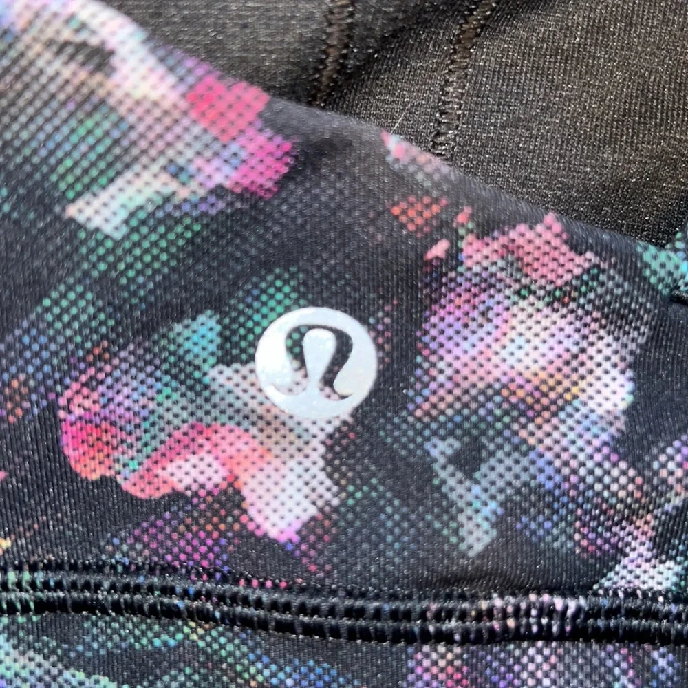 Lululemon Energy Bra Activate Floral B/C Cup Support. EUC. - Picture 12 of 13